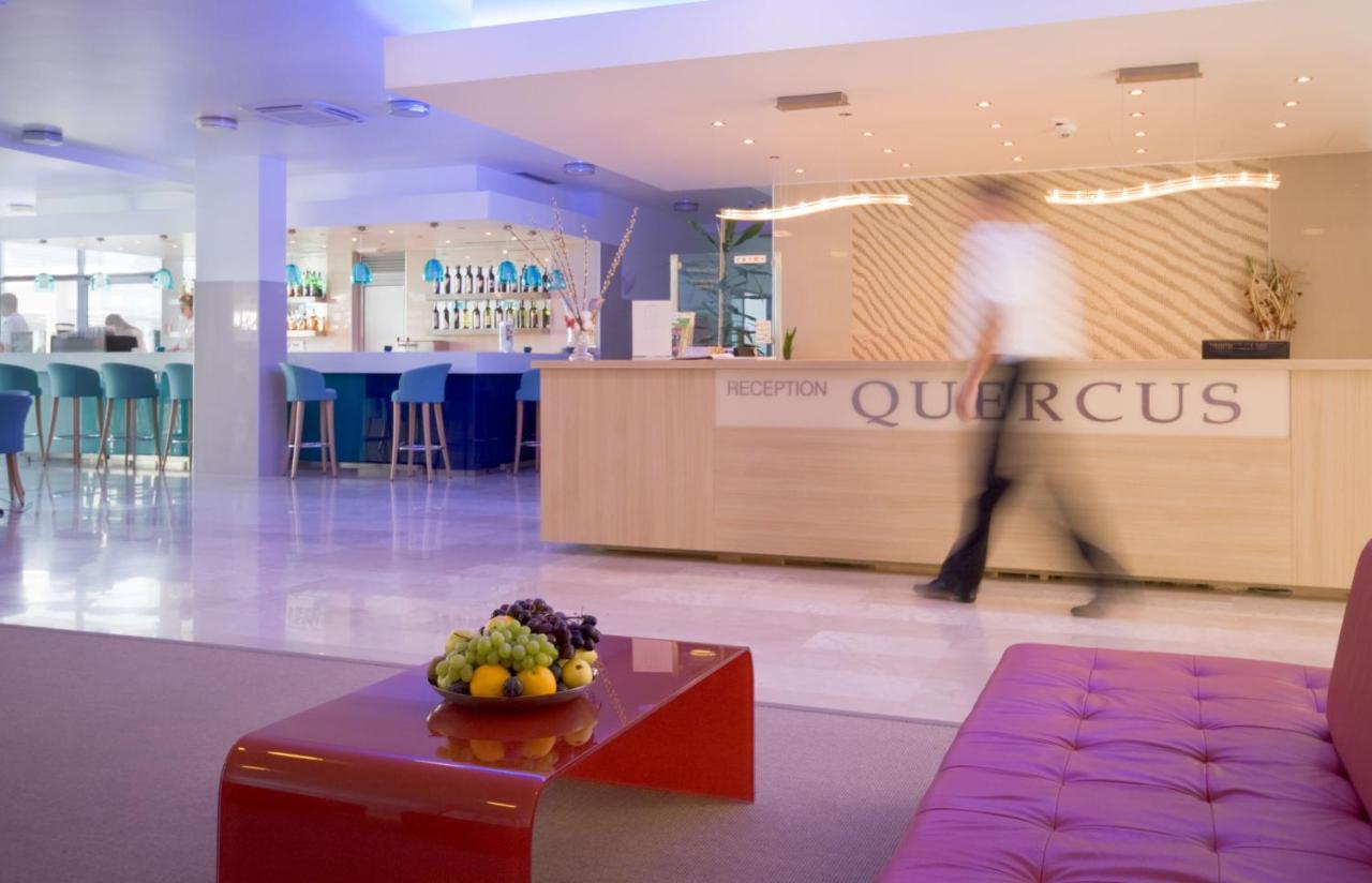 Hotel Quercus Дрвеник Екстер'єр фото