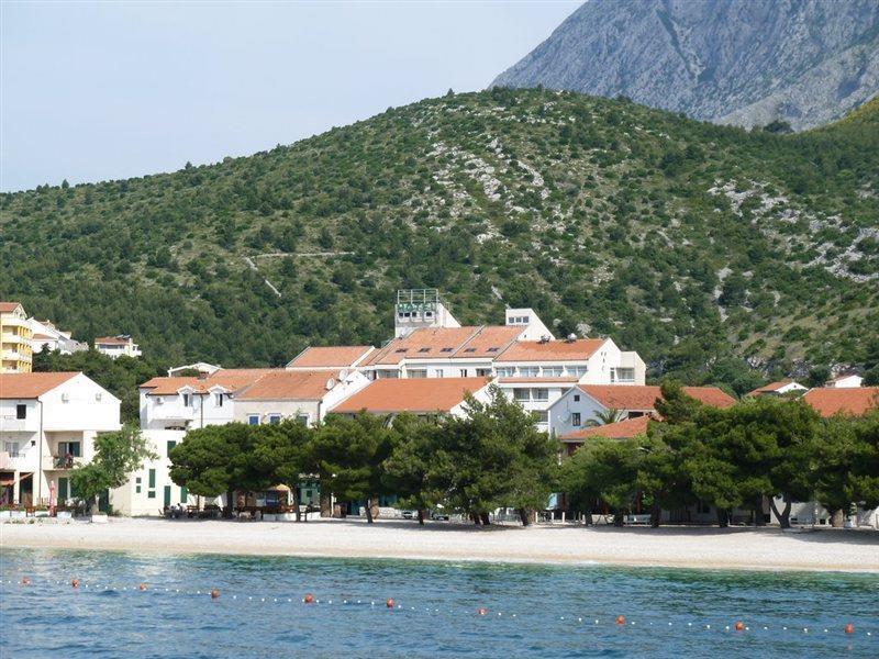 Hotel Quercus Дрвеник Екстер'єр фото