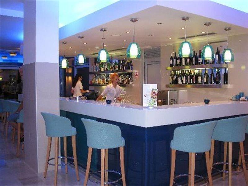 Hotel Quercus Дрвеник Екстер'єр фото