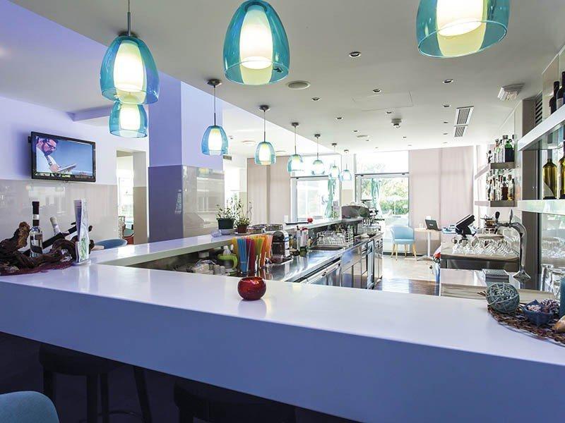 Hotel Quercus Дрвеник Екстер'єр фото